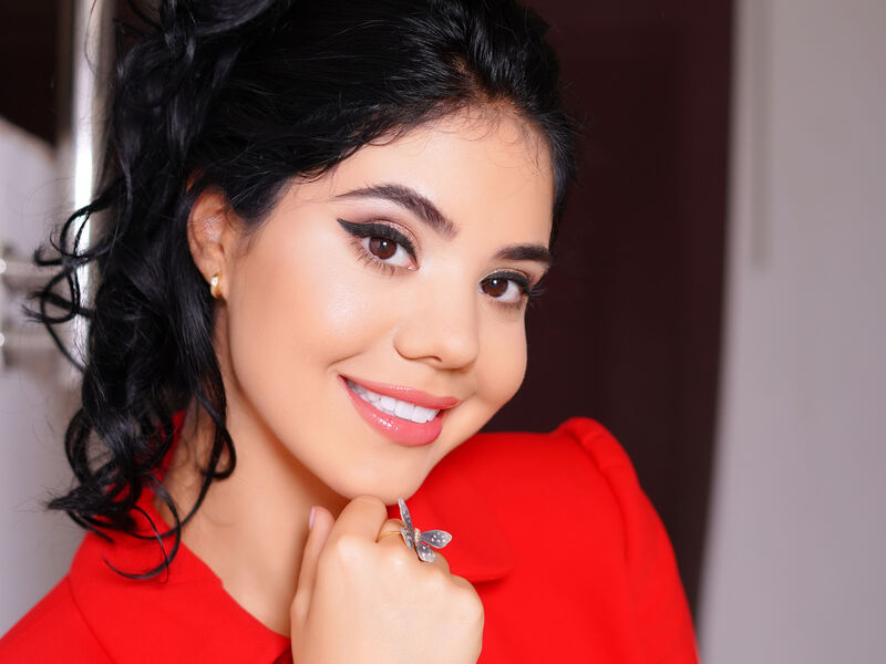 Where to find good webcam bitches for pussy kissing needs